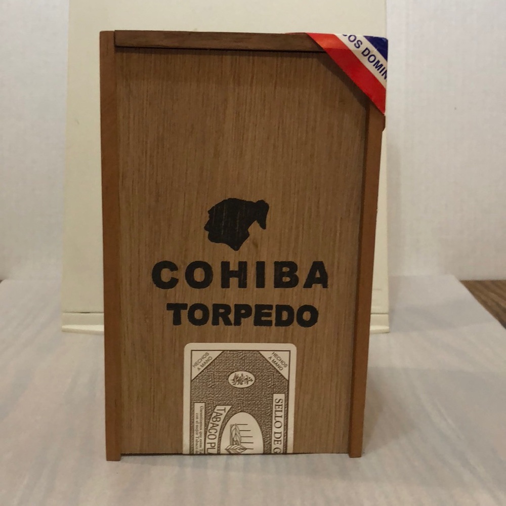 Cohiba Torpedo Spanish cedar cigar box
